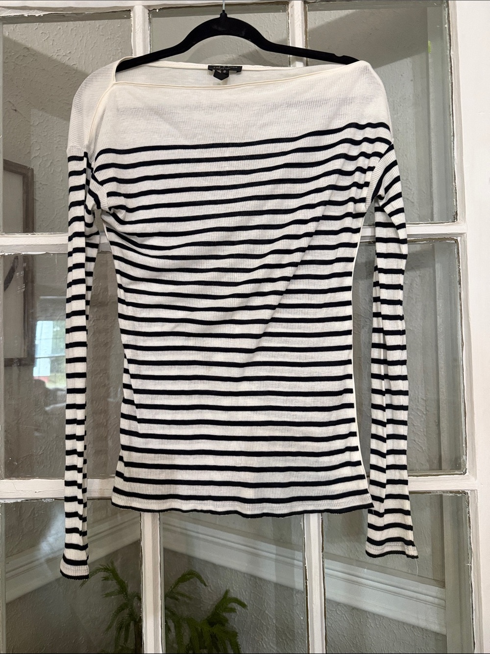 Rag & Bone Striped Long-Sleeve Boatneck Top - White / Black